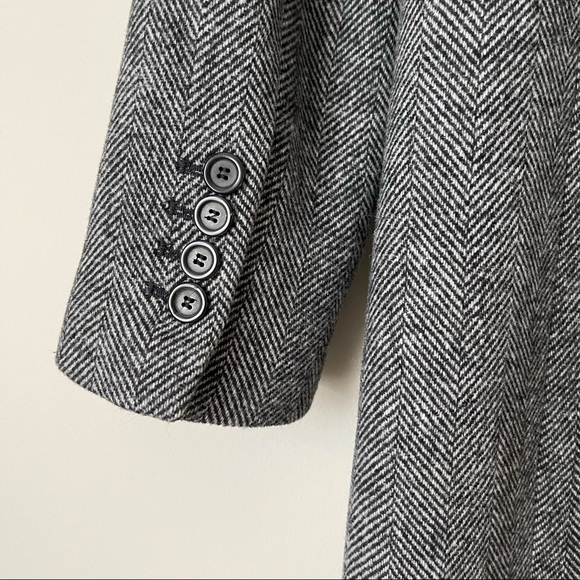 {Zara} Grey Coat with Lapel Collar - Picture 4 of 5